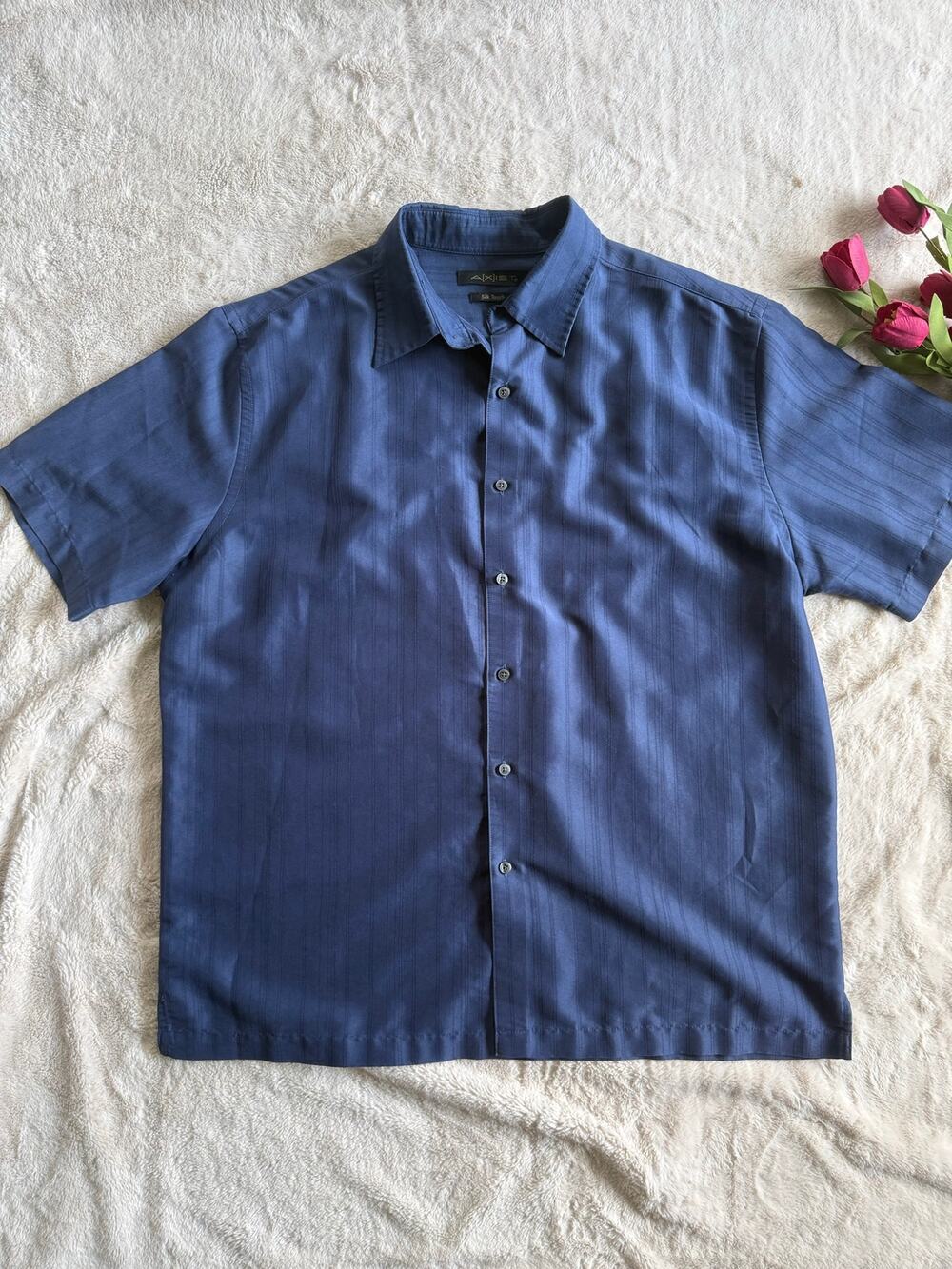 A[X]ist Mens Size XL Silk Touch Short Sleeve Shirt